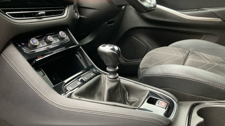 Vauxhall Grandland 1.2 Turbo Ultimate 5dr Petrol Hatchback